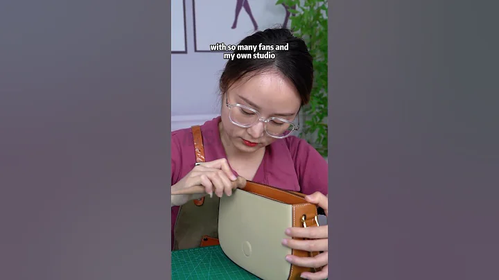 Original designed handcrafted leather bag in genuine cow leather, do you love it?