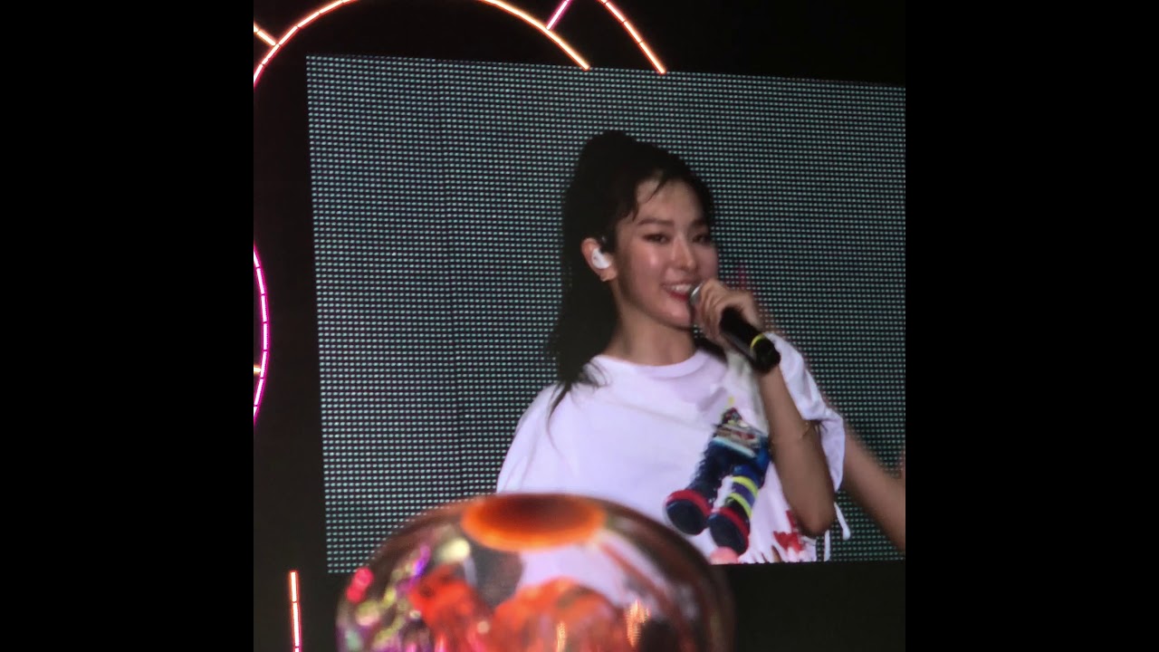 [FANCAM] Red Velvet REDMARE in Bangkok- Ice Cream Cake till the ending concert