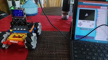 First Arcade MakeCode Omni-wheel robot transporter Yahboom & Meowbit