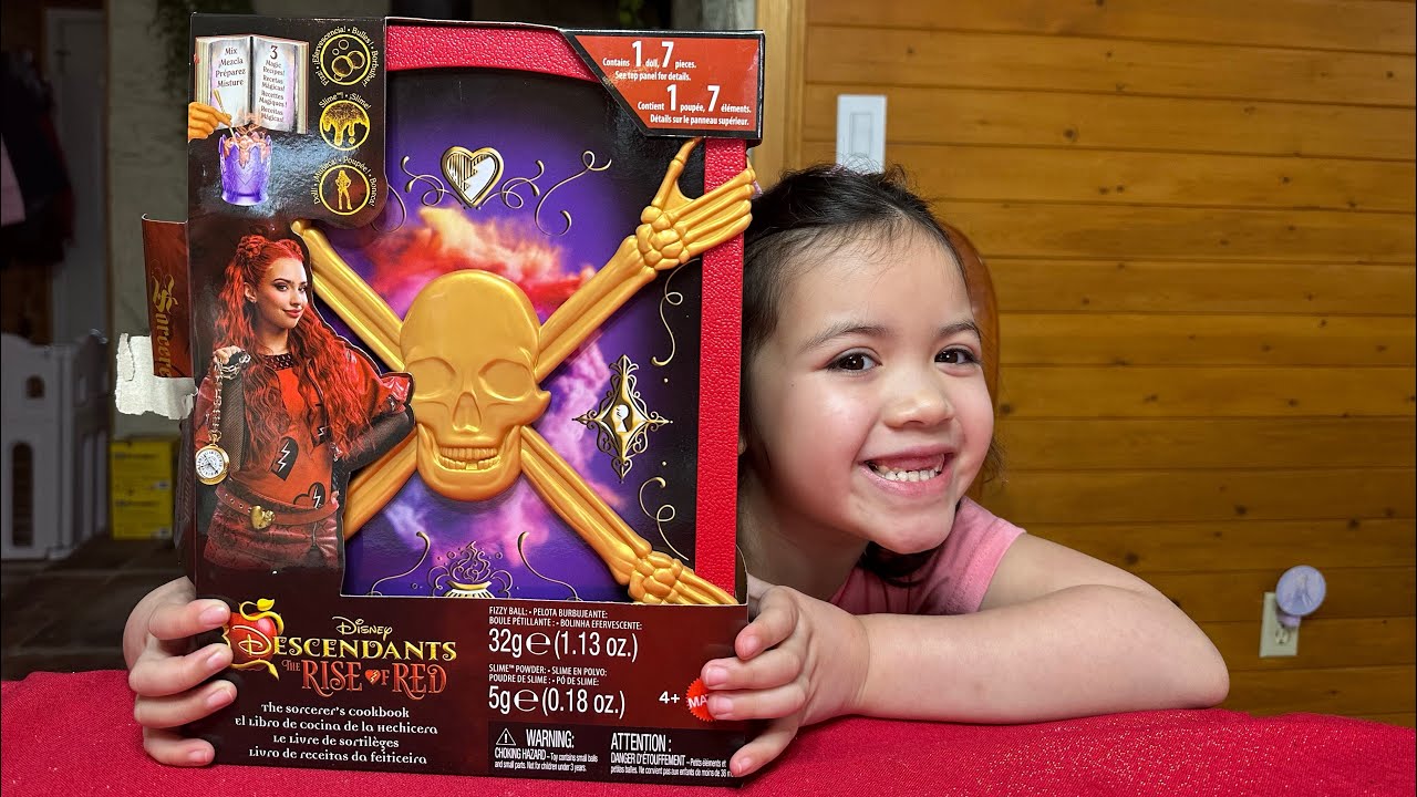 🪄 Unboxing the Magical Descendants: The Rise of Red Toy! 🍎💖 - YouTube