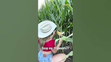 Snap me 👻 jennytx77 #countrygirl #boots #cowgirlboots #shortvideo
