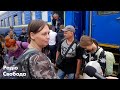 Рятуючись від війни: у Кропивницький прибув евакуаційний потяг з жителями Донеччини