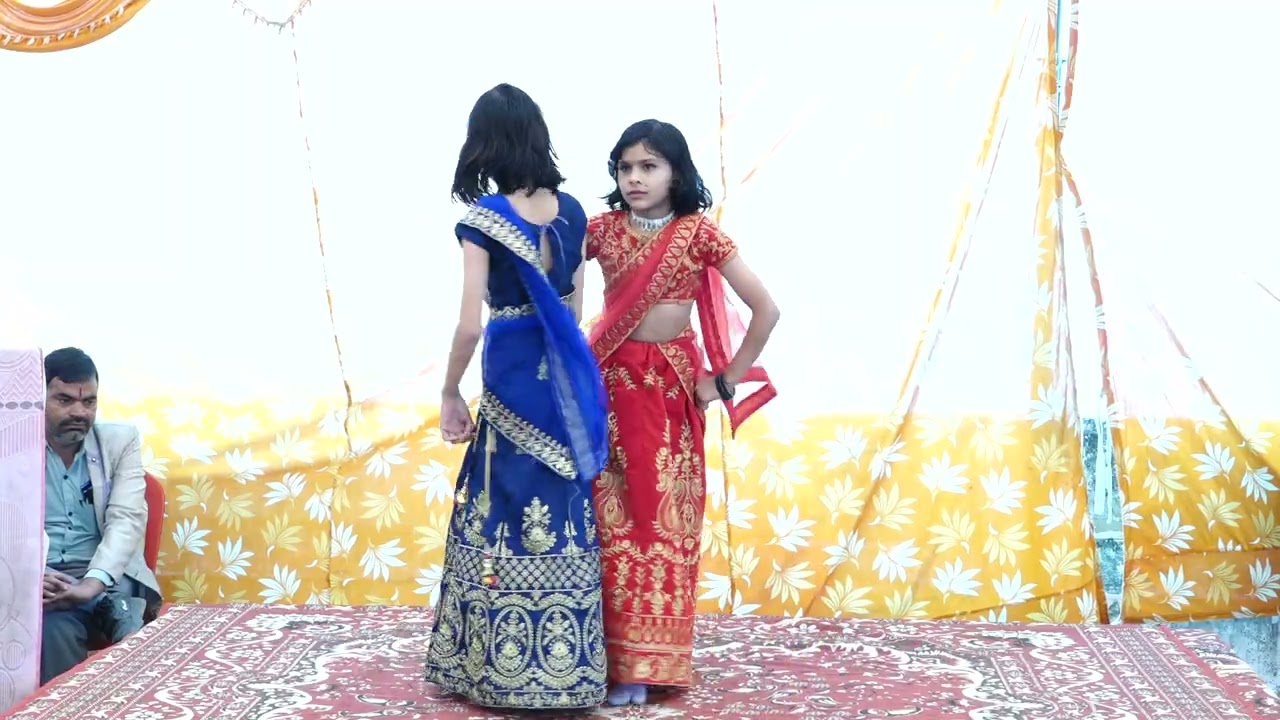 Dristi & Srishti Daughter Song Dance program Vivekanand School Nadbai 