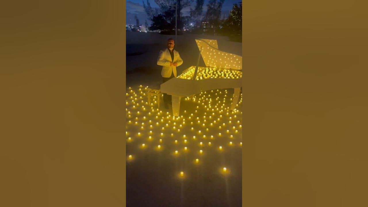 Chopin Nocturne Op. 9 No. 2 🌖 Candlelight Solo Piano Performance by Roberto Berrocal