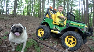 JOHN DEERE OFF ROAD 4X4 JEEP FOR KIDS(In this video we test drive a 2009 Peg Perego John Deere Jeep off road 4x4 12 volt ride on vehicle for children . For more Tractor videos and John Deere Toys ..., 2016-08-19T20:29:21.000Z)