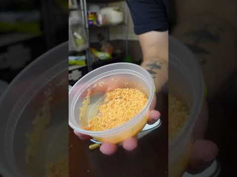 ვიდეო: როგორ მოვამზადოთ მიკროტალღოვანი მაკარონი: 8 ნაბიჯი (სურათებით)