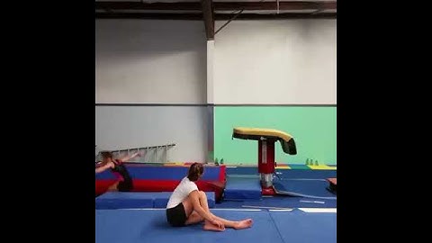 Front handspring front vault