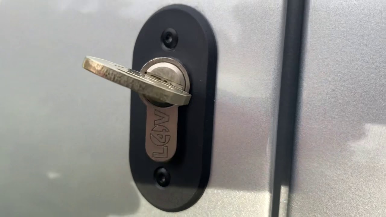 VW Transporter T6.1 Starline S96 Van alarm / Deadlocks / Anti hijack