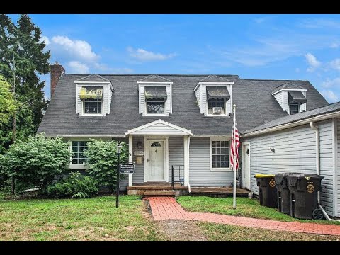 2255 Riverside Drive, Trenton, MI home video tour