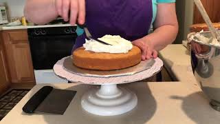 How to Dowel and Stack a Tiered Cake Tutorial - YouTube