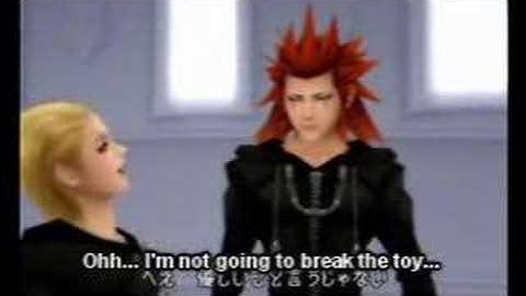 Larxene hits on Axel