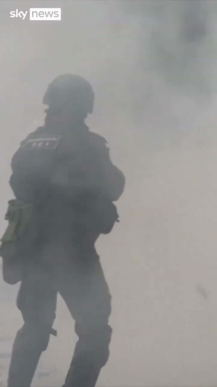 Protesters clash with police in Argentina