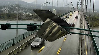 Wind-blown metal gets stuck on Lions Gate Bridge thumbnail