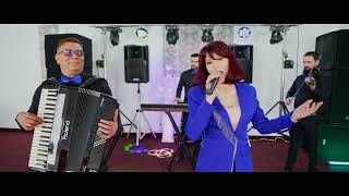 Video thumbnail of "Lisigenia Cinca & Robert Tavaga- La multi ani nepoata mea"