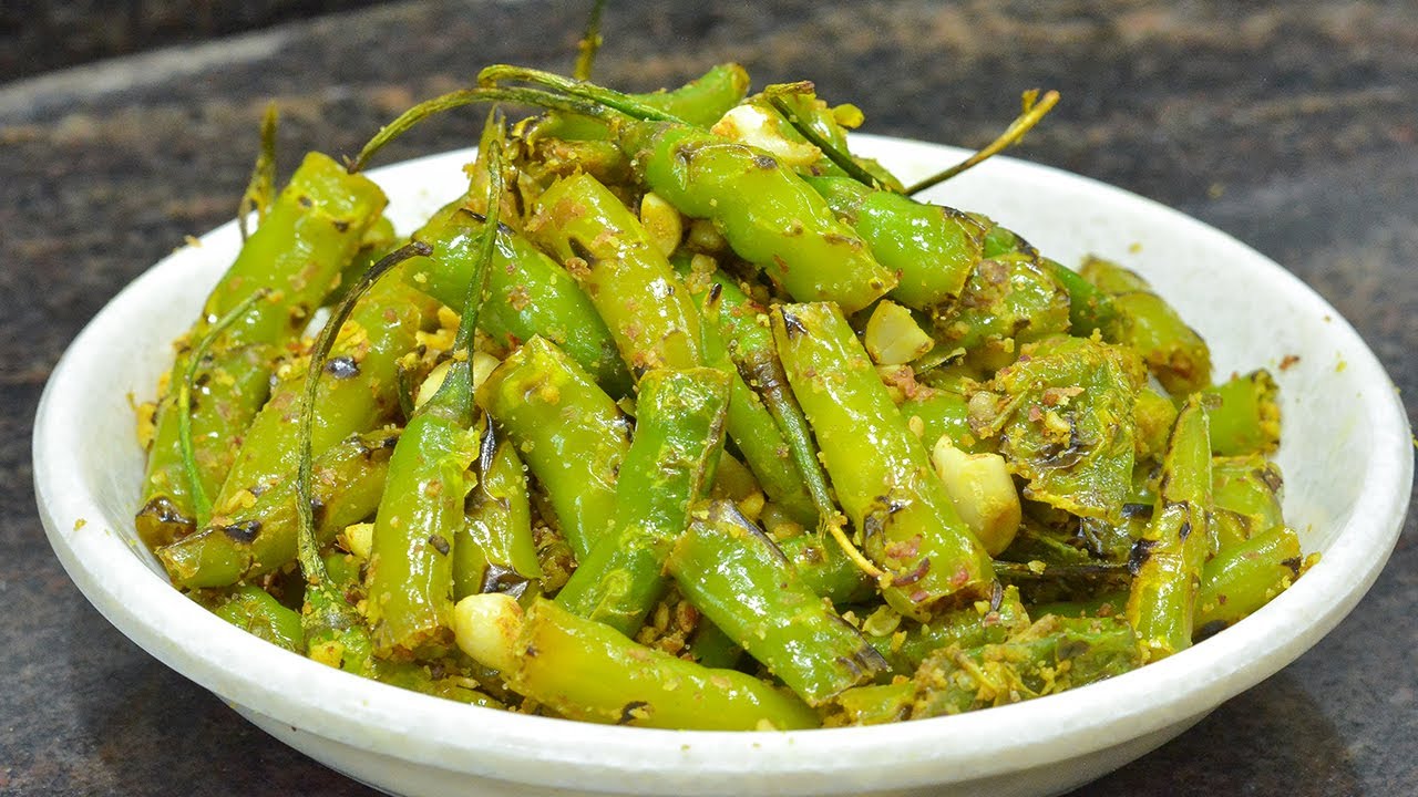 जबरदस्त! अशी मिरची बनवली तर सगळे बोटं चाटत राहतील! | Mirchu Recipe