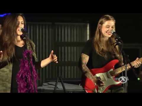 Παρακολούθηση Half Tangerine | Chivo completo | @Semana U 2018 | MxI στο YouTube Παρακολούθηση Half Tangerine | Chivo completo | @Semana U 2018 | MxI στο YouTube