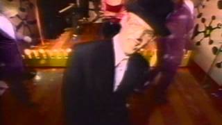 Download Lagu Cut 'N' Move - Get Serious.mp4 MP3