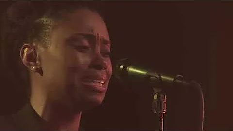 VaShawn Mitchell - Turning Around for Me (Live)