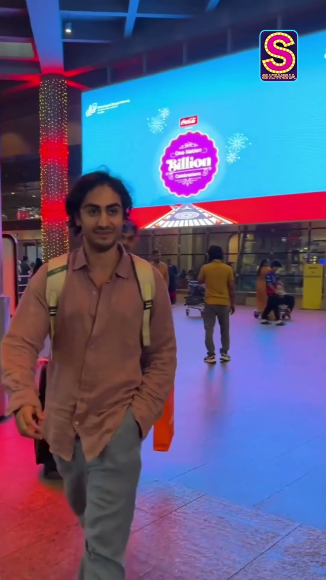 Arhaan Khan Setting Airport Style Goals! Walking In Like Bhaijaan Himself | Bollywood | N18S