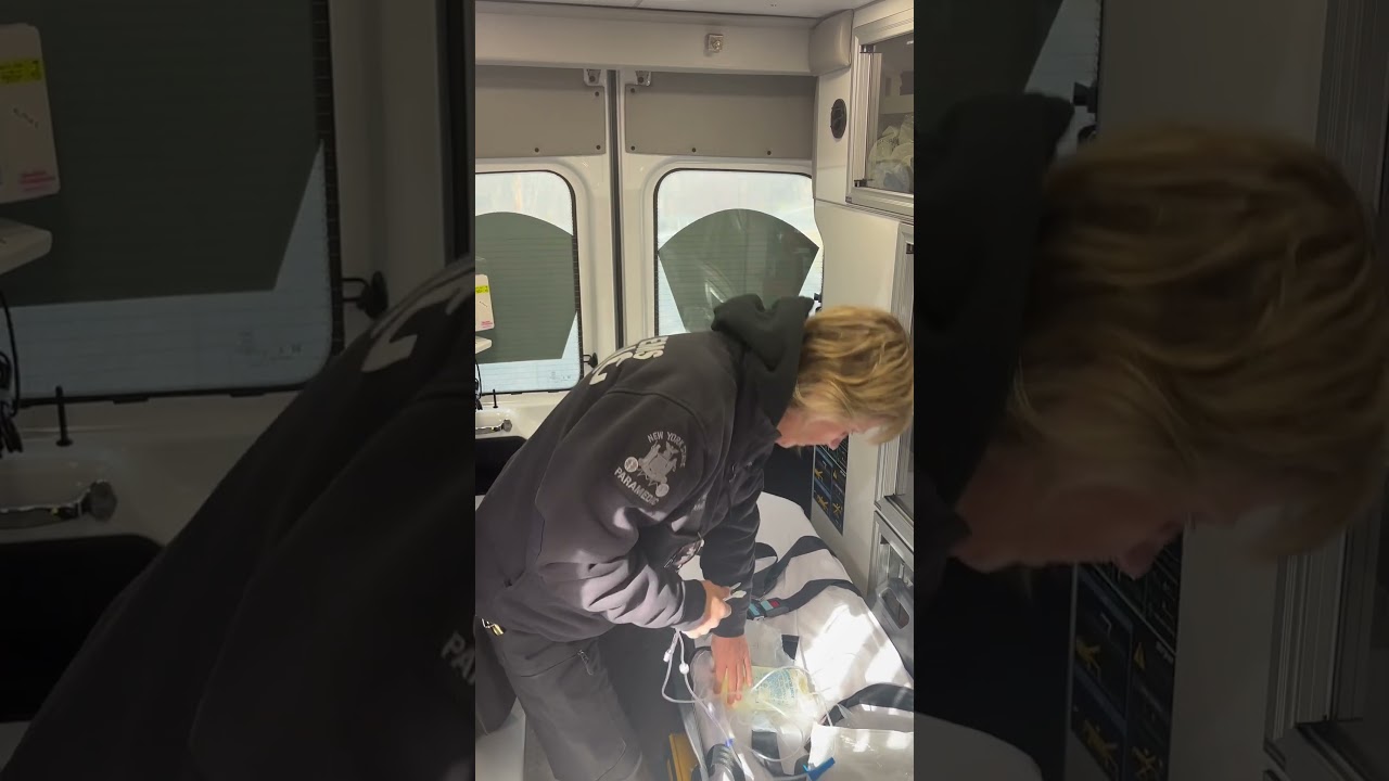 The BASICS EMT: How to spike an IV BAG. 😁