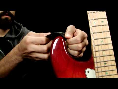 Guitar Quick Tip #3: ALWAYS Use Strap Locks (Guitar Lesson QT-003) 