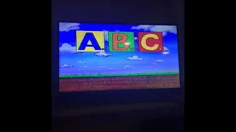 Middle of Bananas In Pyjamas Big Parade and Monster Bananas 2000 vhs