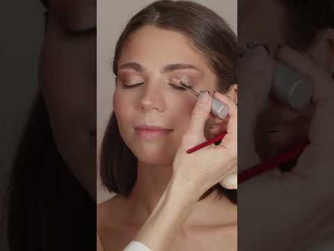 Makeup artist Yulia Medzhitova