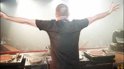 Chaos Theory Foundation - In Qontrol 2010 - Q-Dance