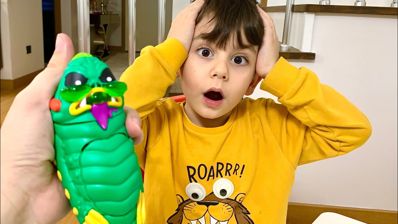 Uzaylı Treasure x alien ı ameliyat ettik. İçinden çıkanlara şok olduk😱