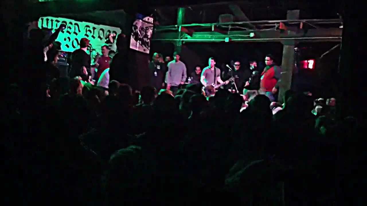 Trapped Under Ice - Reality Unfolds (UB2013)