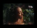 Luna Elle Halfway Broken Visualizer 