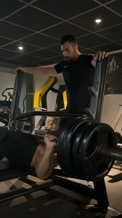 160 kg bench bw @77,5kg