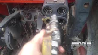 Kubota Tractor - Attaching / Removing Hydraulic lines in rear coupler screenshot 4