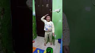 Lagu pinguin lucu