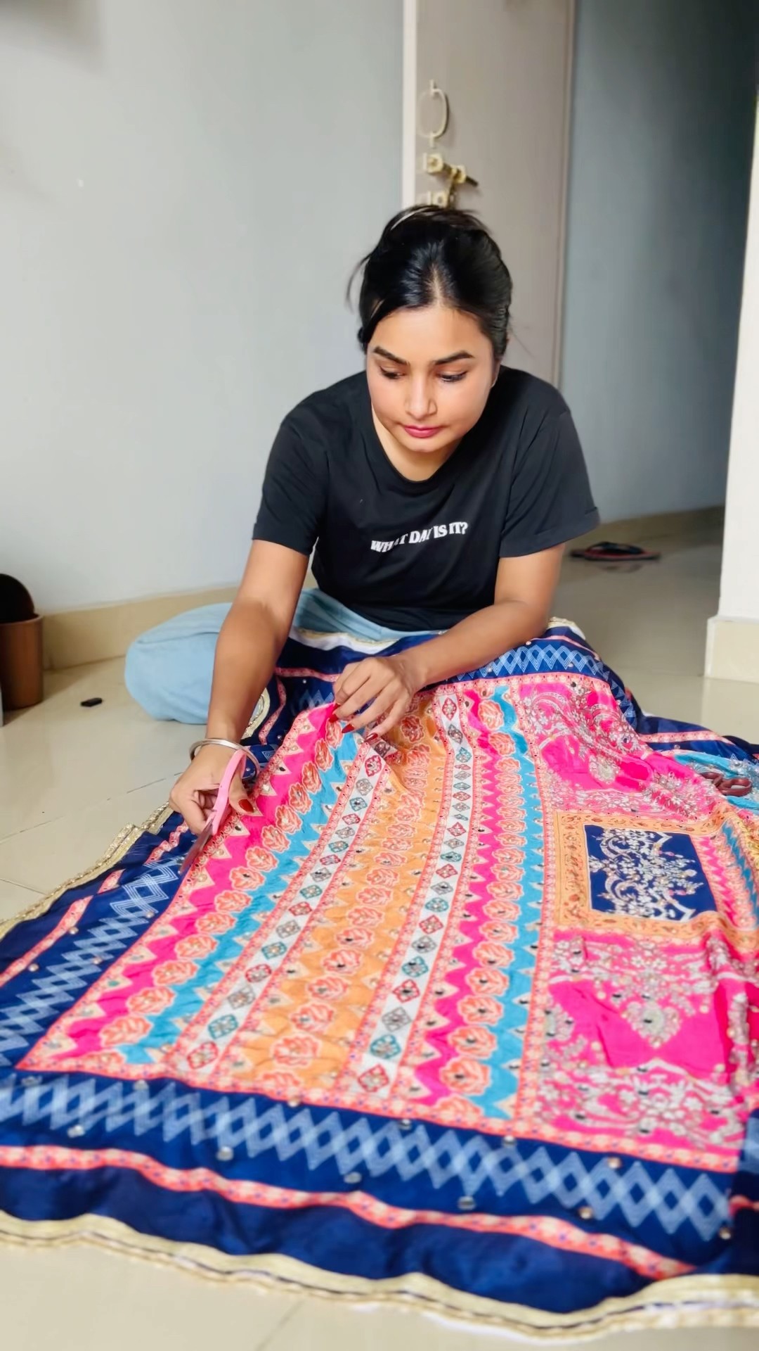 DIY Navratri Outfit? #crafteraditi #handmade #diy #navratri #shorts #navratricraft @CrafterAditi
