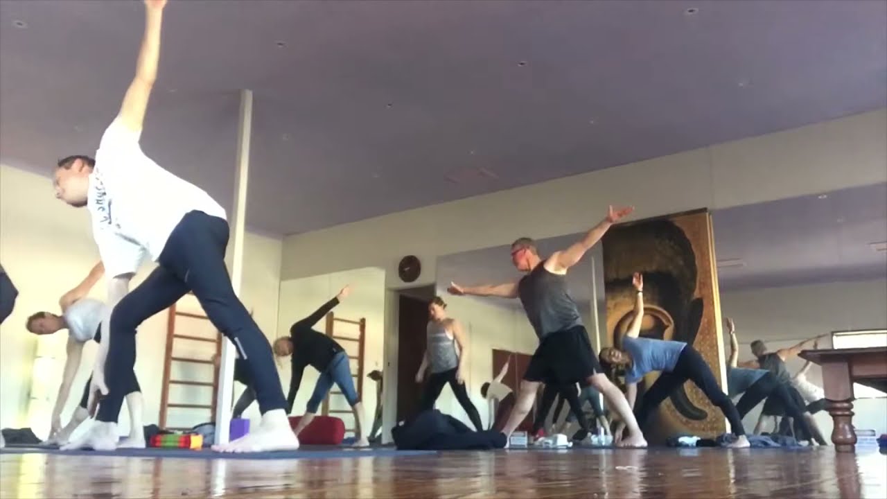 DelapanYoga "Ashtanga" Australia