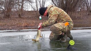 Жерлицы. Рыбалка На Щуку. Оставили Жерлицы На Ночь. Зимняя Рыбалка. Последний Лёд.