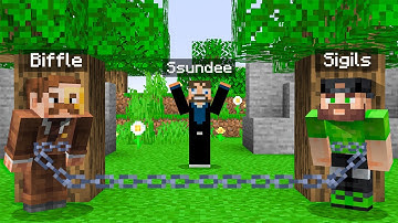 Chained Together in Minecraft Hide and Seek!