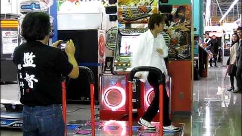 DDRX - Reverse Dancing *EXTREME CHALLENGE to "Here it Goes Again"*