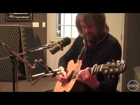 Beppe Gambetta "Ave Maria" Live at KDHX 3/13/10 (HD)