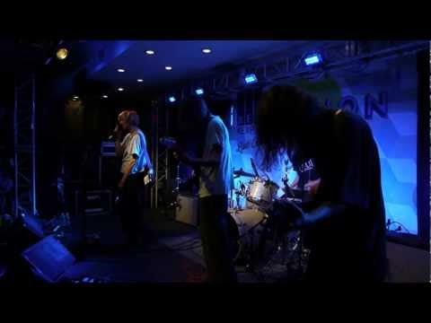 DIIV - Doused (Live on KEXP)