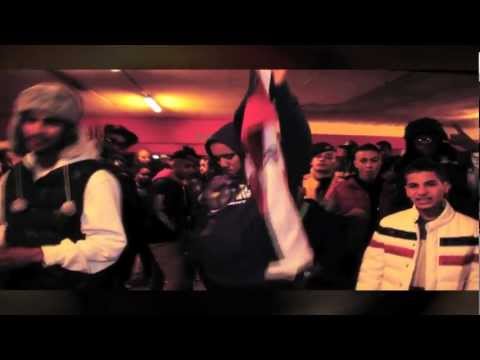 Mca El Divino FT Kalibwoy ISSI GreenGang Hydroboyz Controlando Remix OFFICIAL VIDEO 