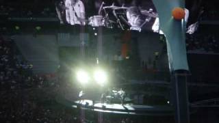 U2 - No Line On The Horizon (End) (Live), Stade de France Paris