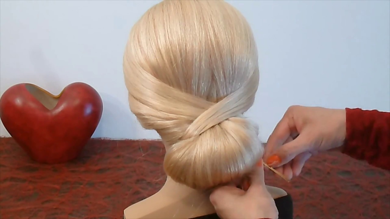 2 Minute Chick Romantic Bun Hairstyle Cute Easy Updo Hairstyles