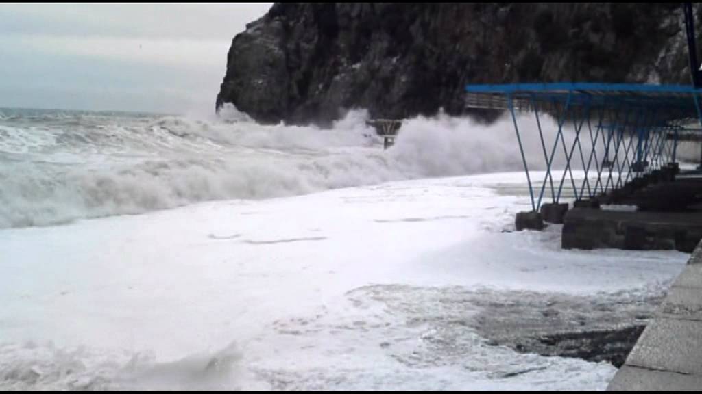 Волнение моря в ялте 09. Волнение моря в ялте на 3 дня. Волнение моря в ялте на 3 дня. Ялта море. 082022гпоказать.