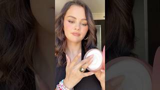 Ever Wondered What Selena Gomez Smells Like? Juicy Peach And Fresh Florals