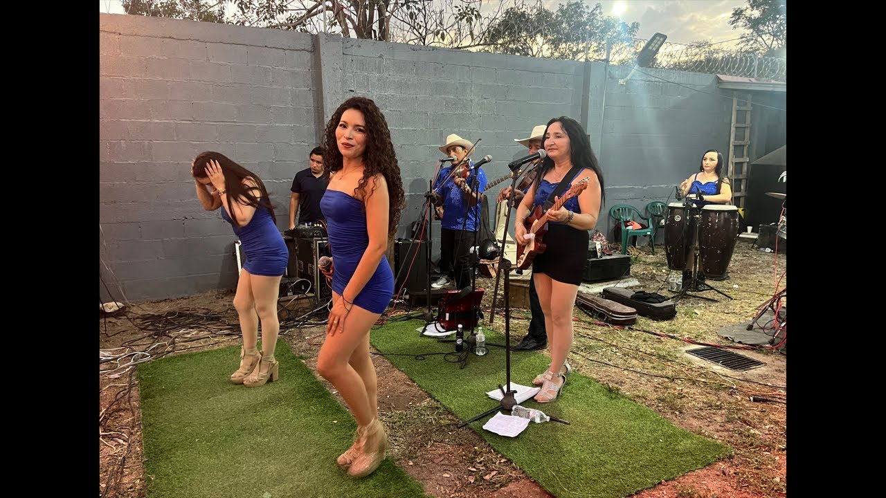 Desde el pedernal chilanga Morazán con atardecer tropical 💃🏻💃🏻💃🏻🕺🏻🕺🏻🕺🏻