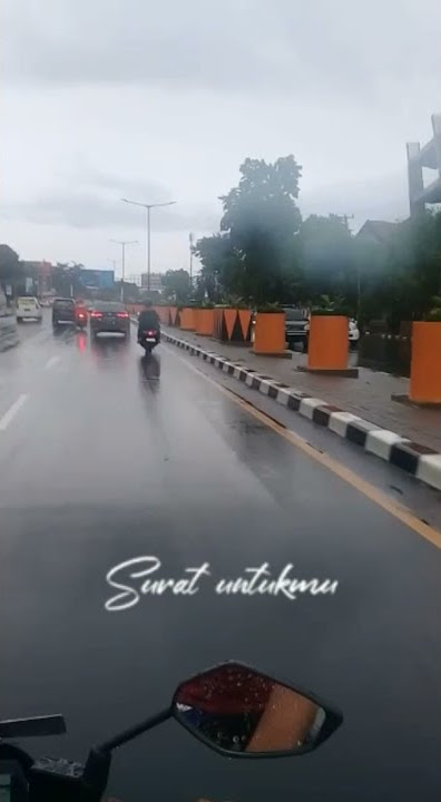 Story WA saat hujan terbaru