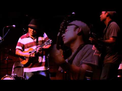 Aldrine Guerrero Live at the 2011 Denver Ukefest P...