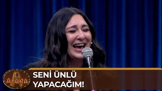 Yasemin Sakallıoğlundan Kahkahalara Boğan Performans - Afara